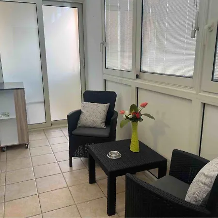 Casa Andrea A 1,5 Km Dal Mare! クアルトゥ・サンテーレナ